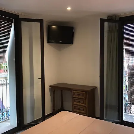 Maison d'hôtes Radio Barcelone